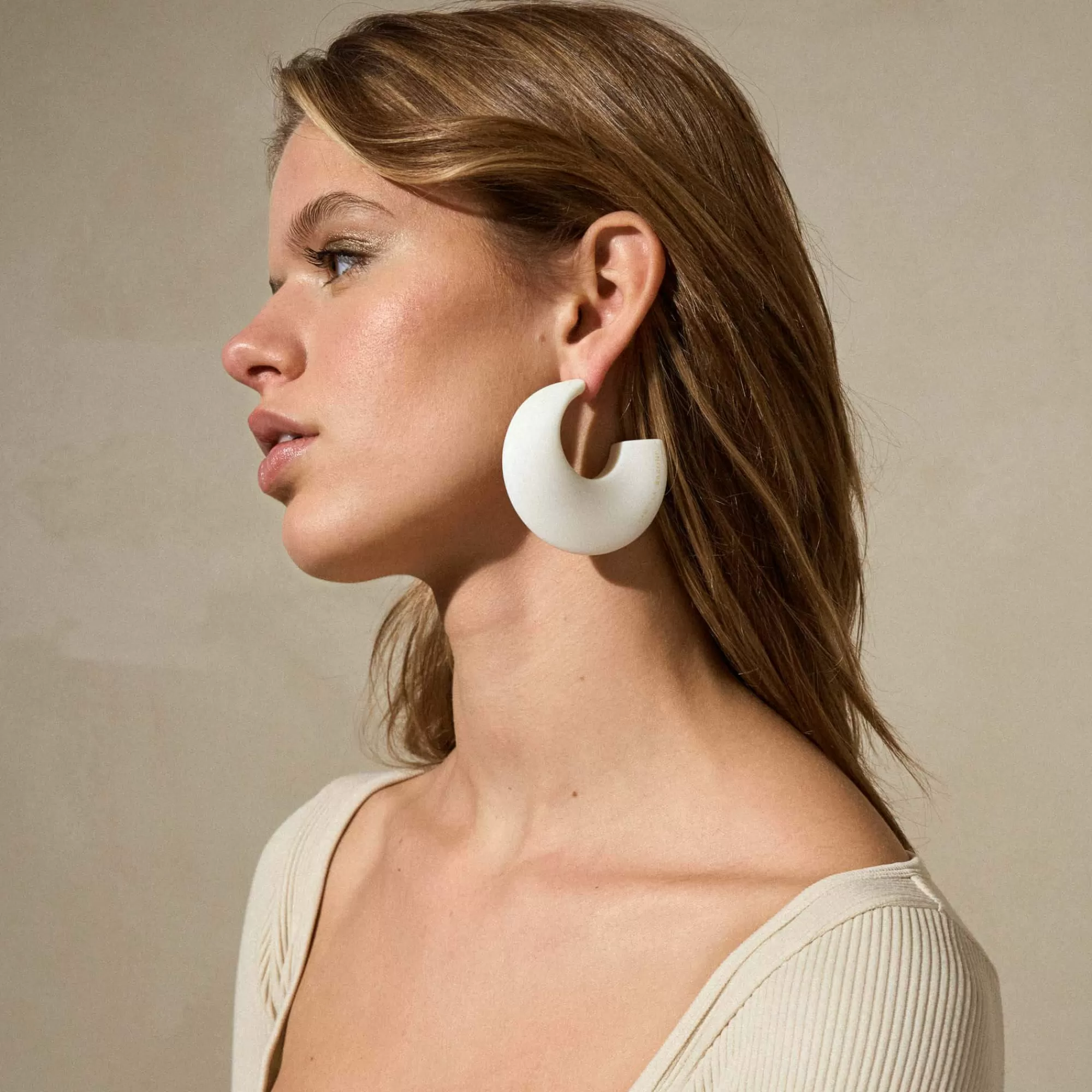 Flash Sale Vanessa Baroni Big Moon Earring Matt Off White