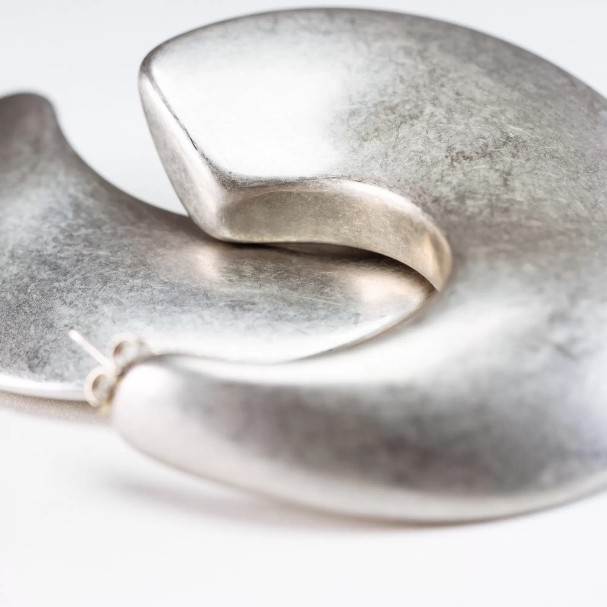 big_moon_earring_silver_vintage_2.webp Clearance Vanessa Baroni Big Moon Earring Silver Vintage