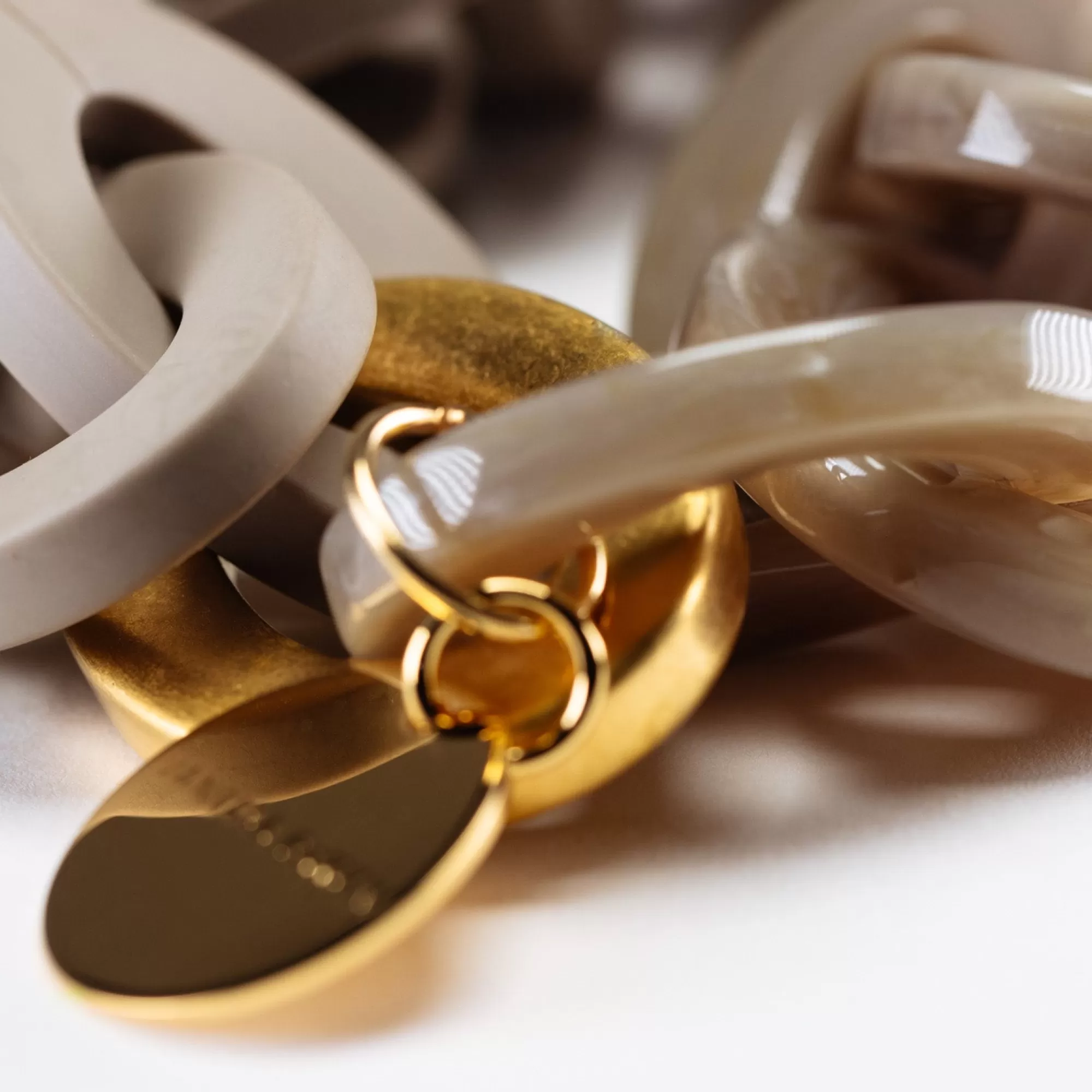 Discount Vanessa Baroni Oval Necklace Long With Gold - Greige Marble - Matt Light Taupe