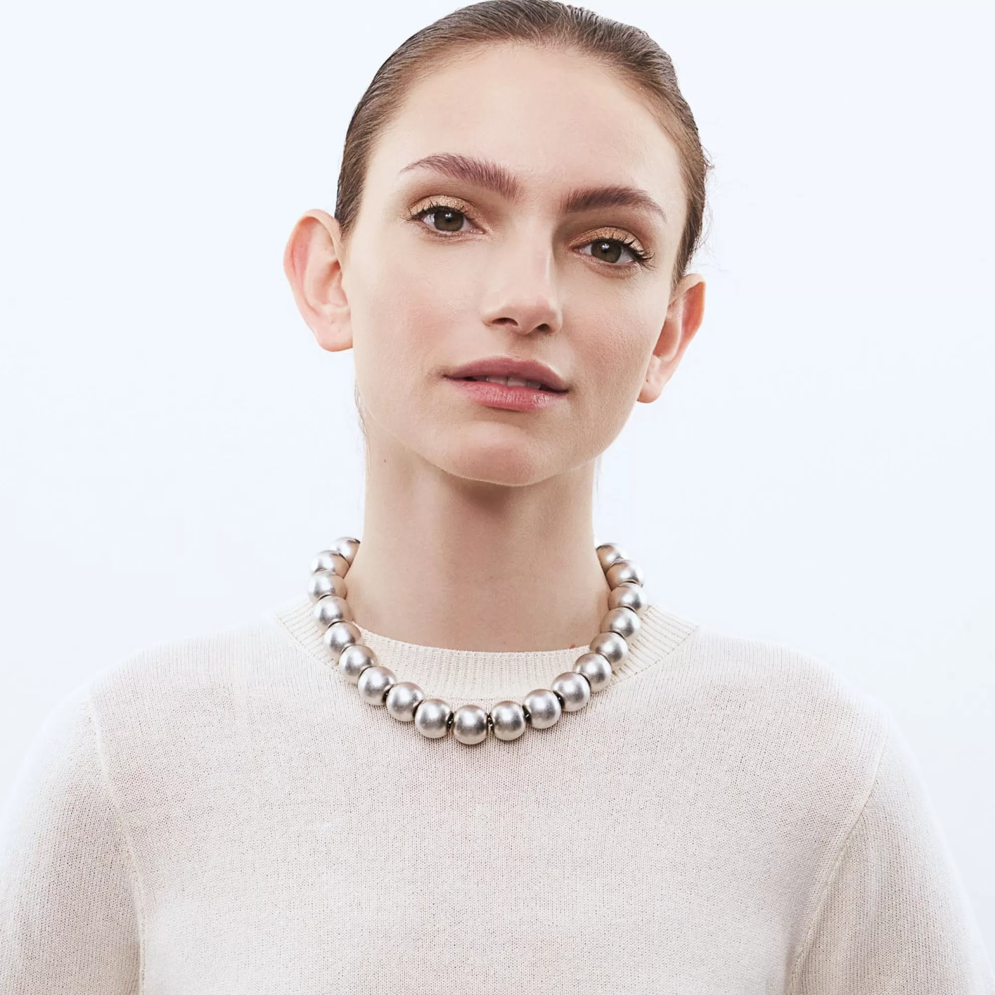 Cheap Vanessa Baroni Small Beads Necklace Short Silver Vintage